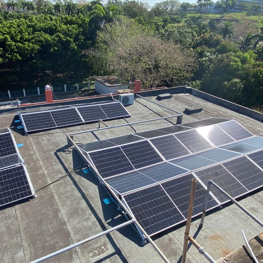 Proyecto BANDEC Las Tunas – Doble Orientación Este-Oeste