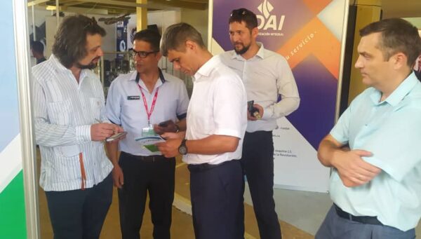 Visit of members of the diplomatic corps accredited in Cuba to the stand of RENOVA S.U.R.L. Company at the International Havana Fair FIHAV 2022
