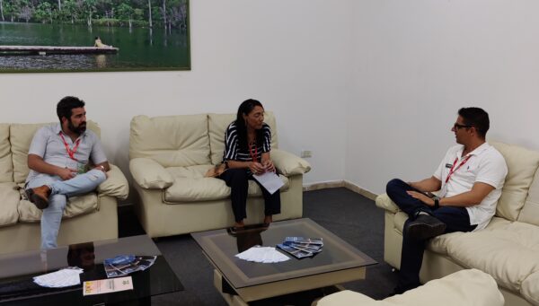 Business meeting between the Foreign Trade Business Group of Cuba and RENOVA S.U.R.L.