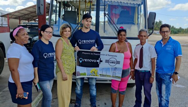 Signing of a collaboration agreement and delivery of a donation to the Provincial Transportation Directorate.