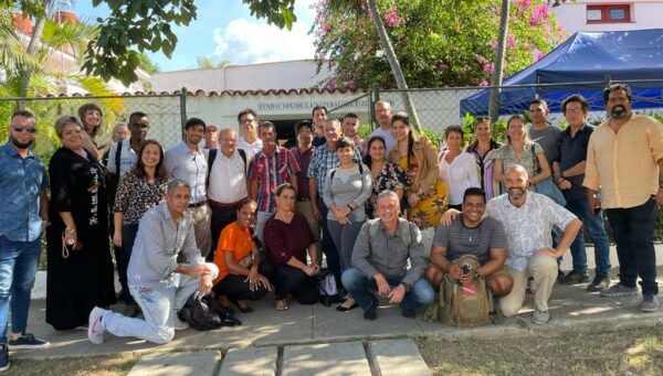 RENOVA S.U.R.L. in an event sponsored by the Antonio Núñez Jiménez Foundation.