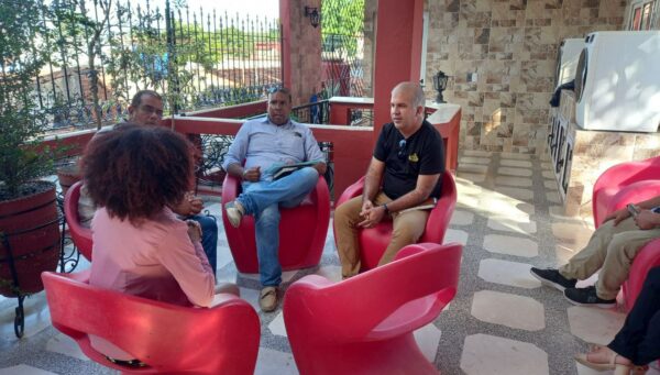 Visit of members of the Papas & Co., S.A. trading company.