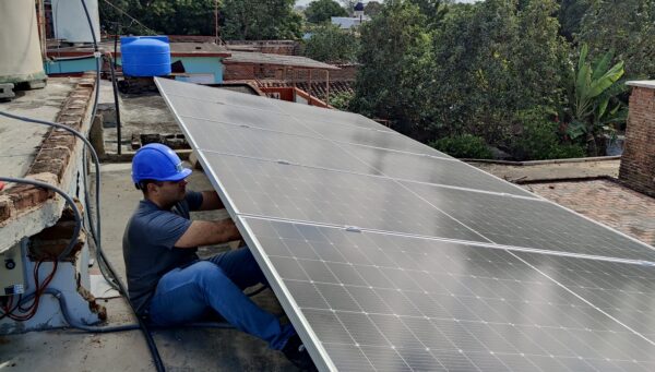 Installation of a solar photovoltaic system in the residential sector.
