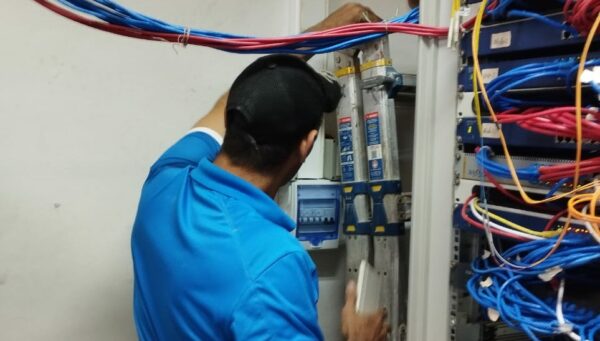 Installation of an electrical backup system at the Agrarian University of Havana.