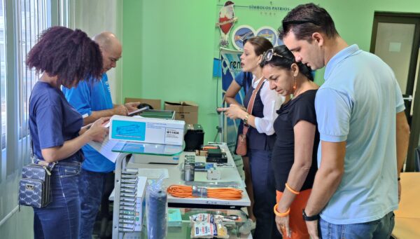 RENOVA S.U.R.L. presente en la feria tecnológica en Camagüey.