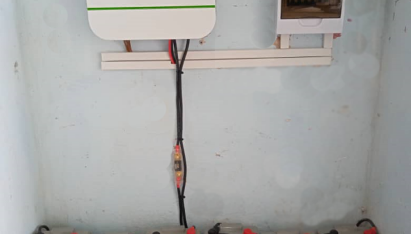 Installation of photovoltaic system at Comercializadora TuKasa.