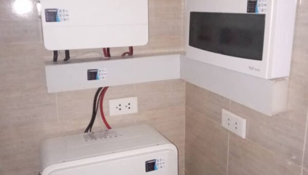 Instalación de un Sistema Solar Fotovoltaico en el Restaurante La Peregrina, en Camagüey: Un Paso hacia la Energía Sostenible.