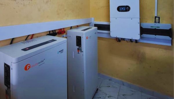 Renova SRL culmina montaje de sistema fotovoltaico de alta capacidad en PDL Floridita, municipio Florida